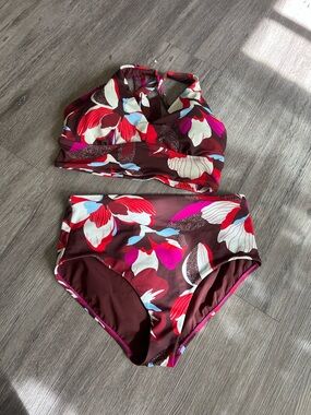Athleta Burgundy Floral Cross-Back Bikini Set with Pink and Sky Blue Accents new
